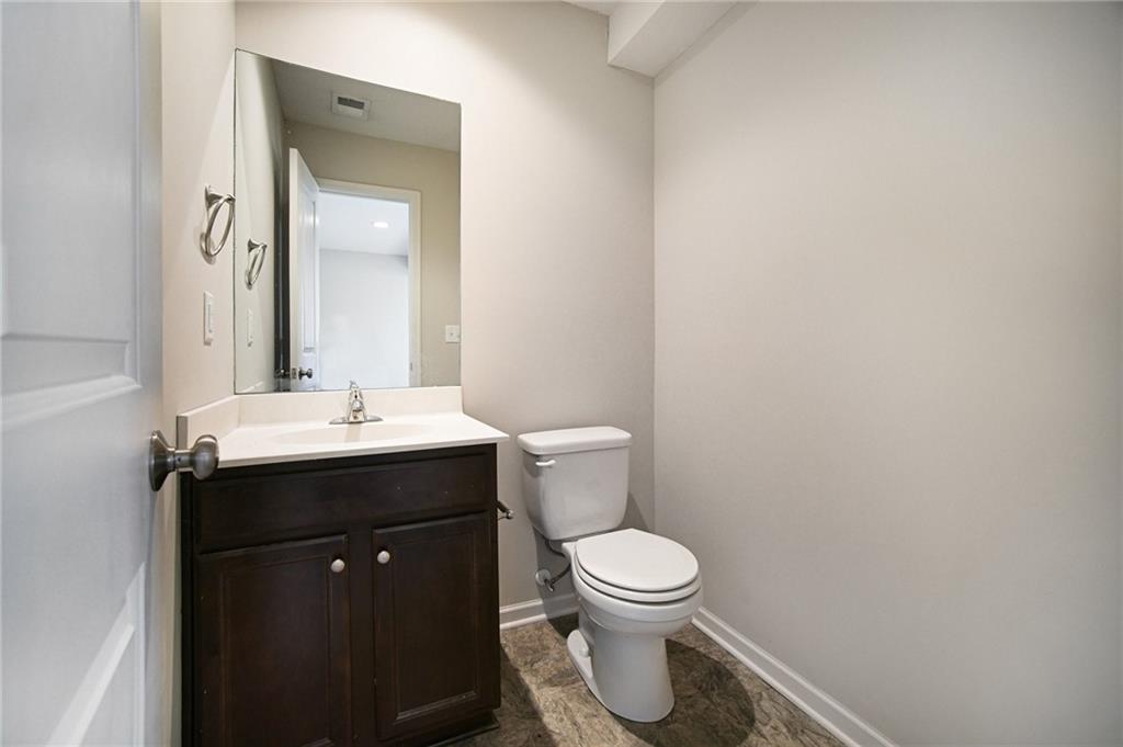 21720 North Ridge Peculiar, MO 64078 - Photo 9 of 17