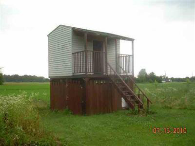 8186 Morrish Road Swartz Creek, MI 48473 - Photo 4 of 11 20232746-3.JPG
