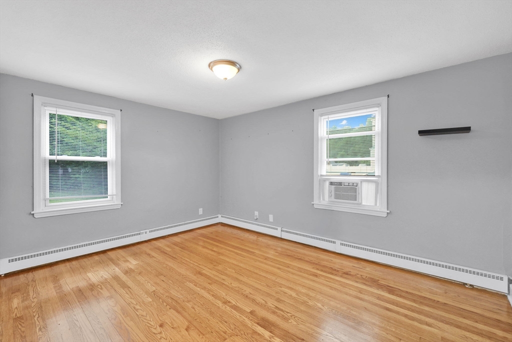 38 Tinkham Road Springfield, MA 01129 - Photo 28 of 34
