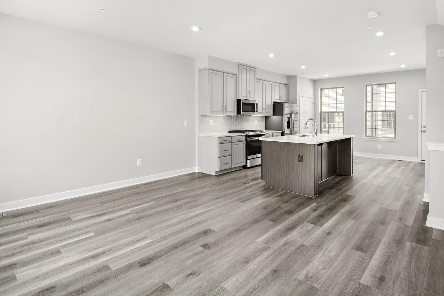 3607 Ponton Road Mount Crawford, VA 22841 - Photo 4 of 10 Kitchen/Living Room