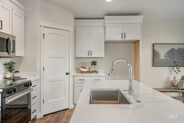 $365,900 | 420 Rock Dove Loop, Twin Falls, ID 83301