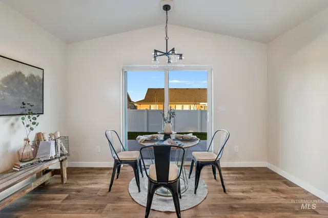 $365,900 | 420 Rock Dove Loop, Twin Falls, ID 83301