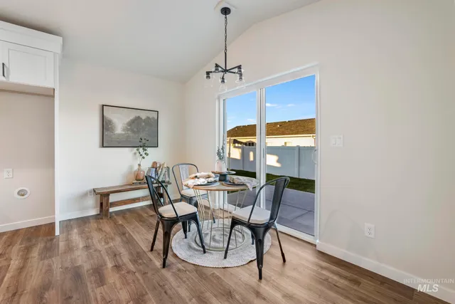 $365,900 | 420 Rock Dove Loop, Twin Falls, ID 83301