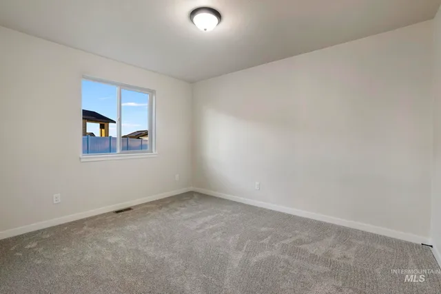 $365,900 | 420 Rock Dove Loop, Twin Falls, ID 83301