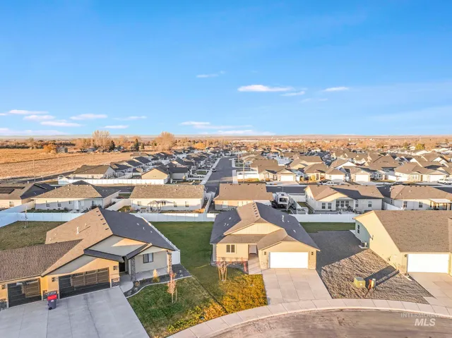 $365,900 | 420 Rock Dove Loop, Twin Falls, ID 83301