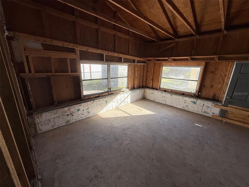 7154 Algonquin Street Weeki Wachee, FL 34607 - Photo 10 of 14