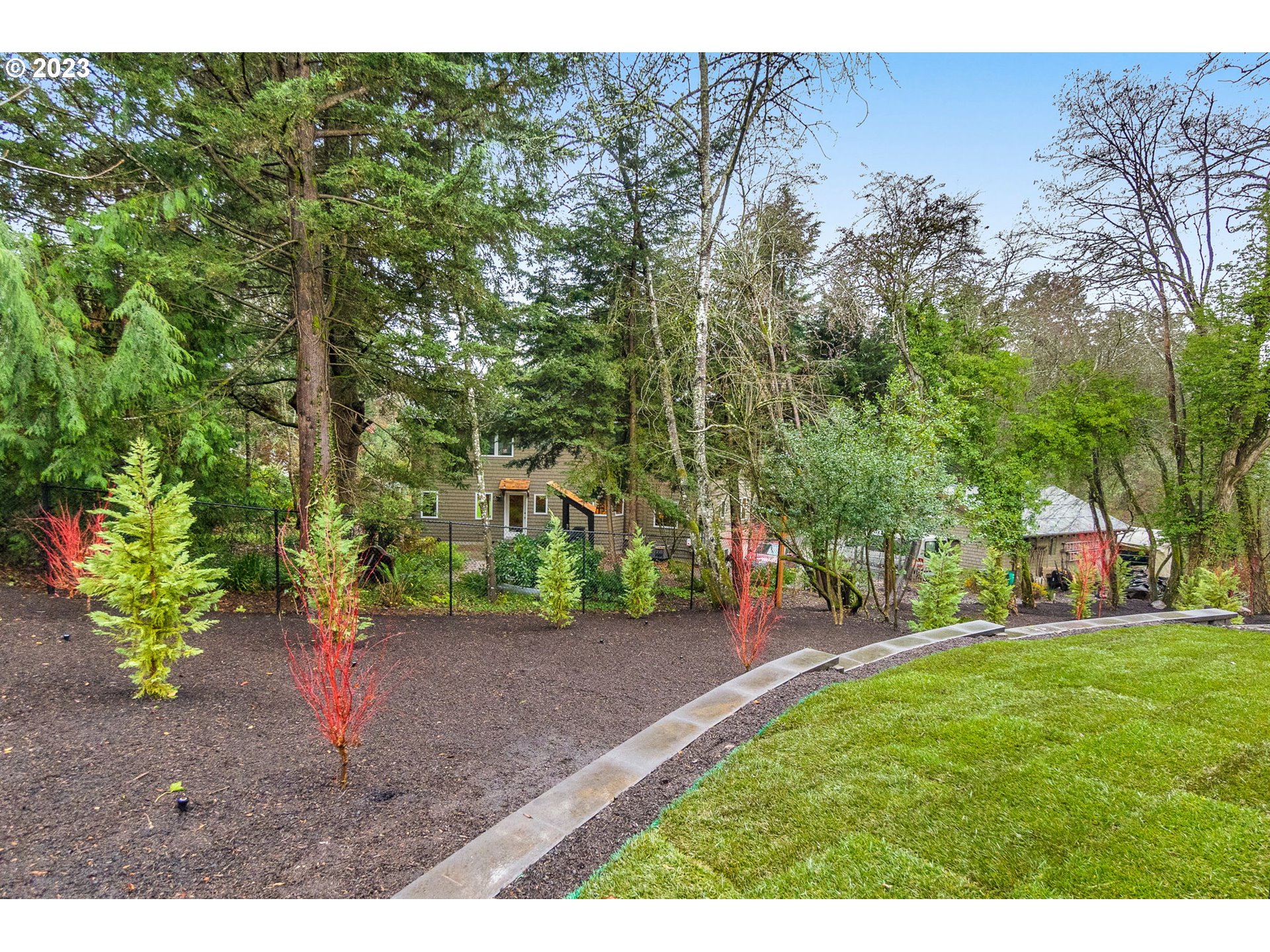 4712 Southwest Pendleton Street, Unit LT8 Portland, OR 97221 - Photo 41 of 46 Backyard