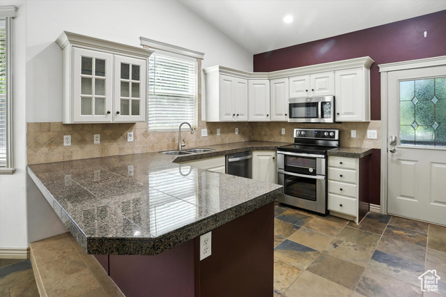 684 Apple Drive Logan, UT 84321 - Photo 6 of 44