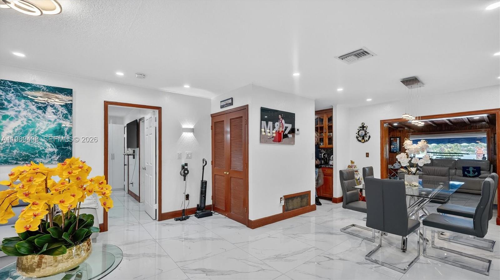 15022 Southwest 67th Lane Miami, FL 33193 - Photo 6 of 71