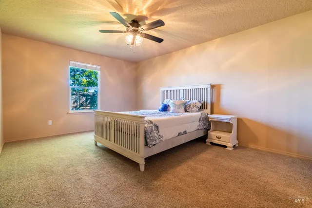 $395,000 | 344 East Roselake Drive, Middleton, ID 83644