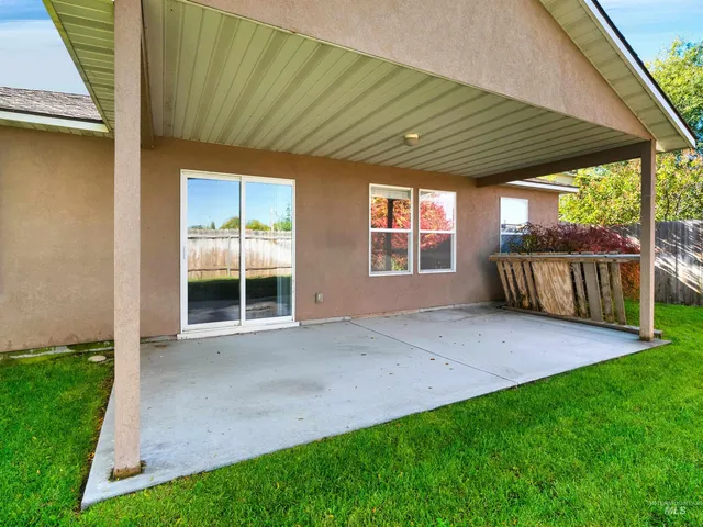 $395,000 | 344 East Roselake Drive, Middleton, ID 83644