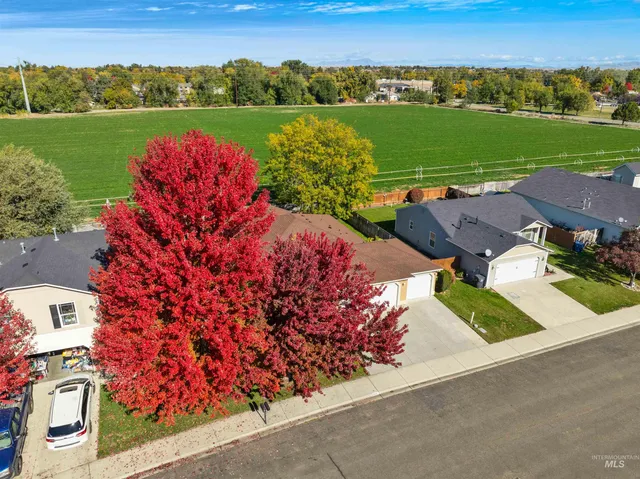 $395,000 | 344 East Roselake Drive, Middleton, ID 83644