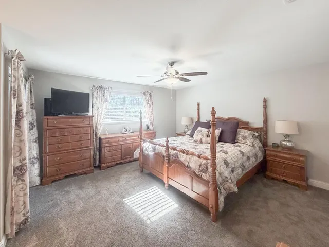 $649,950 | 5500 Stately Oak Lane, Carmichael, CA 95608