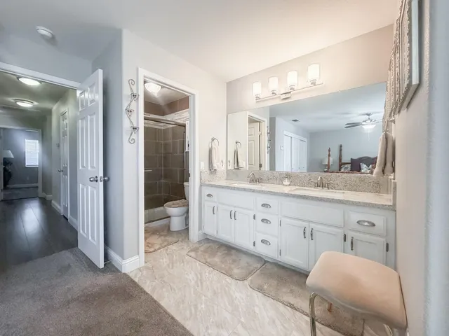 $649,950 | 5500 Stately Oak Lane, Carmichael, CA 95608