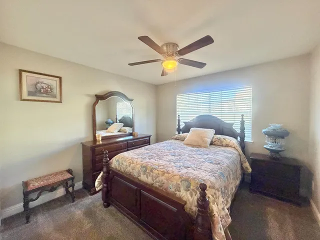 $649,950 | 5500 Stately Oak Lane, Carmichael, CA 95608