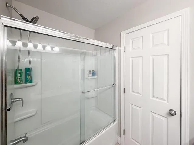 $649,950 | 5500 Stately Oak Lane, Carmichael, CA 95608