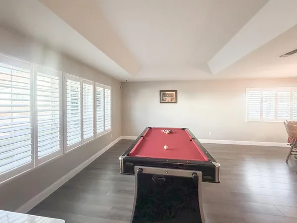 $649,950 | 5500 Stately Oak Lane, Carmichael, CA 95608