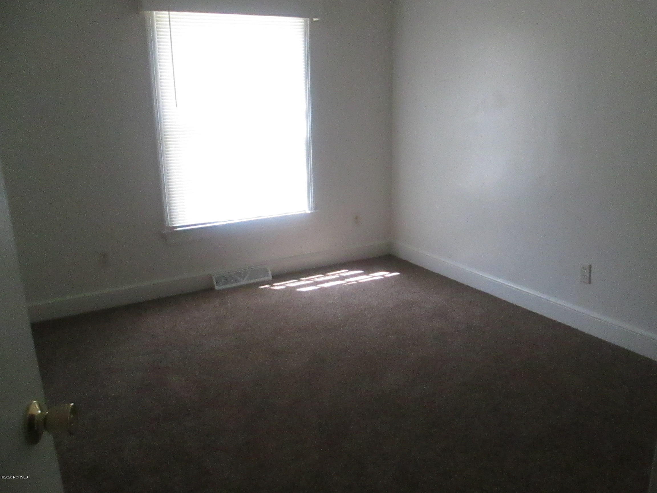 1808 Vernon Road Rocky Mount, NC 27801 - Photo 7 of 13 006vernon