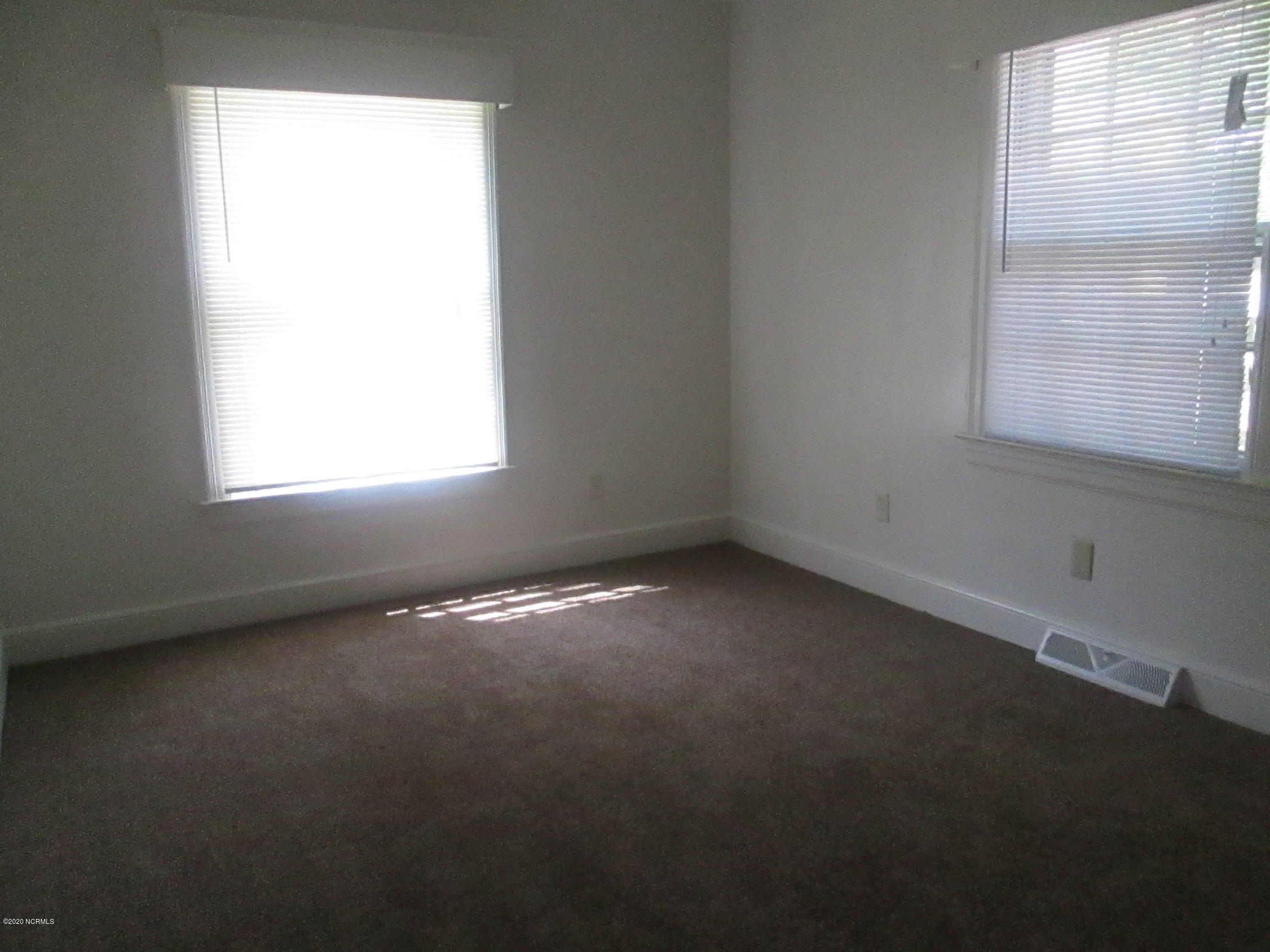 1808 Vernon Road Rocky Mount, NC 27801 - Photo 9 of 13 008vernon