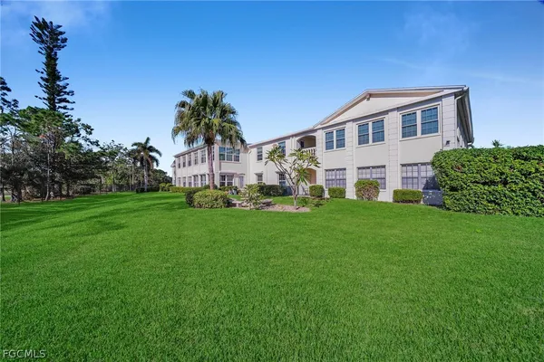 $1,550 | 13540 Stratford Pl Circle, Unit 202, Fort Myers, FL 33919