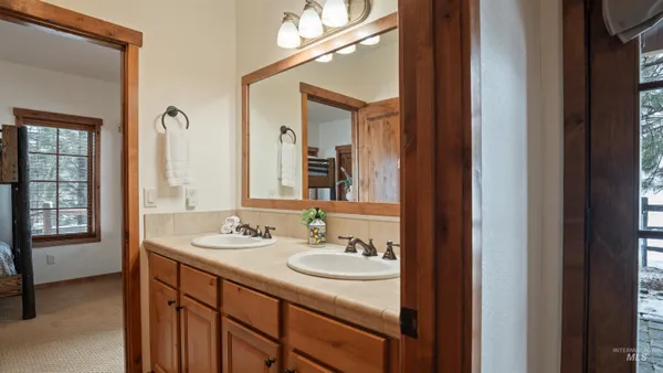 $1,450,000 | 55 Golden Bar Court, Donnelly, ID 83615