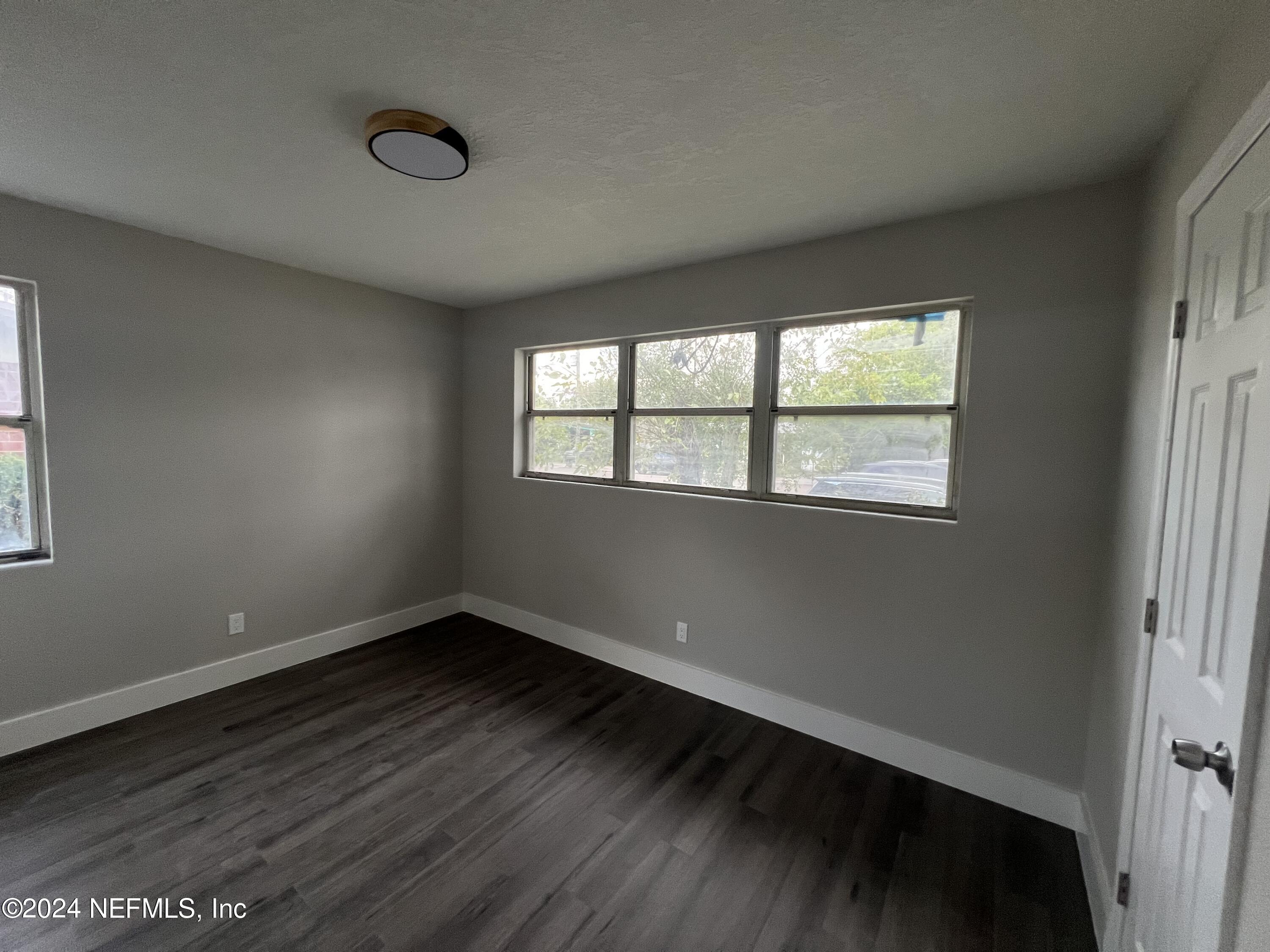 2535 Rogero Road Jacksonville, FL 32211 - Photo 13 of 28 IMG_1392