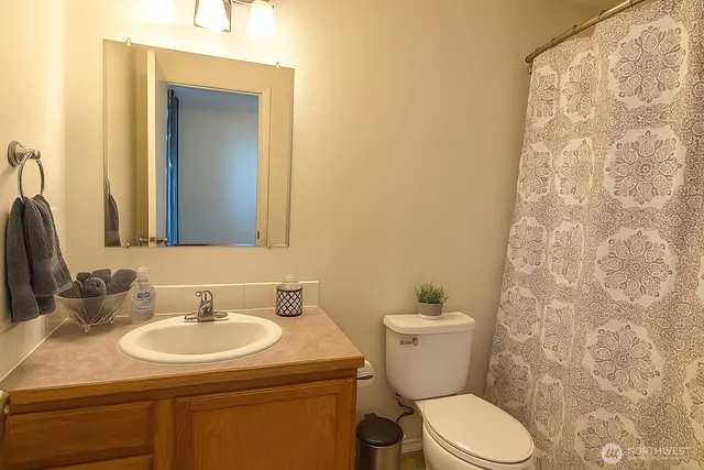 $414,900 | 526 Monarch Street, Moses Lake, WA 98837