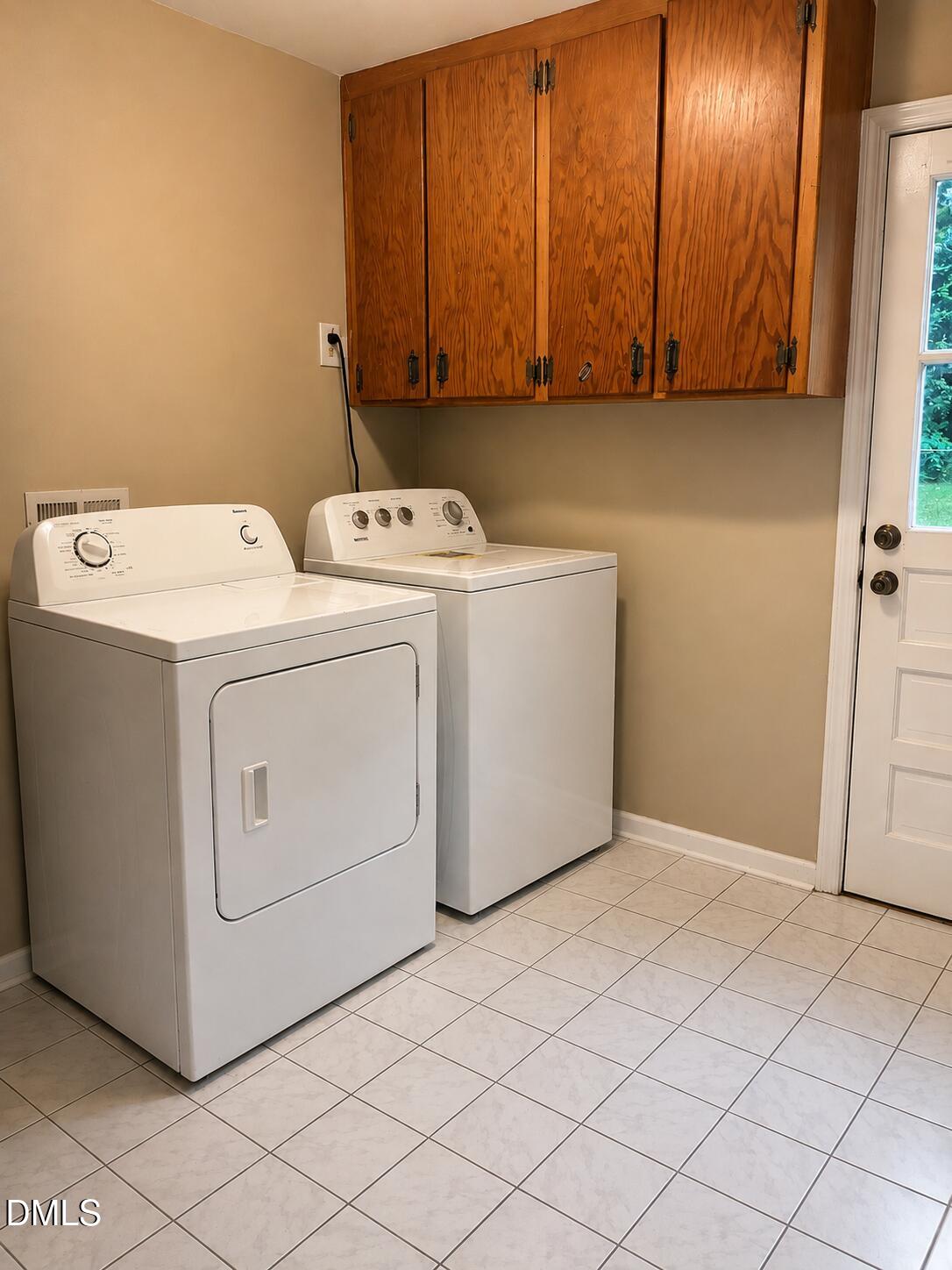 308 Winterlochen Road Raleigh, NC 27603 - Photo 19 of 24 laudry room