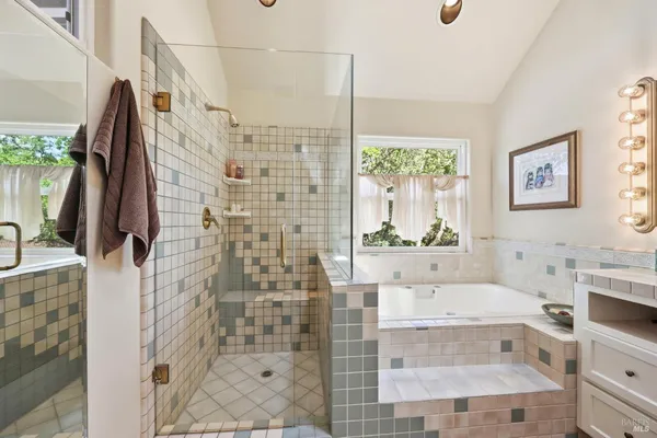 $1,550,000 | 218 Grove Street, Windsor, CA 95492