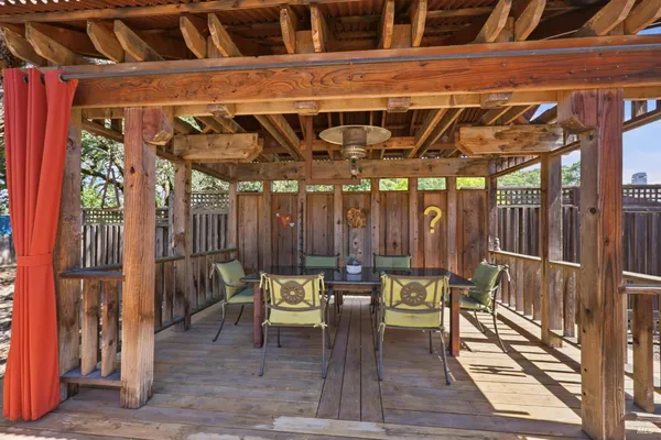 $1,550,000 | 218 Grove Street, Windsor, CA 95492