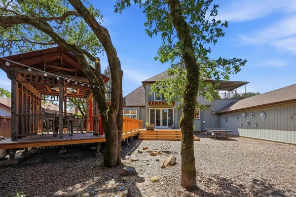 $1,550,000 | 218 Grove Street, Windsor, CA 95492