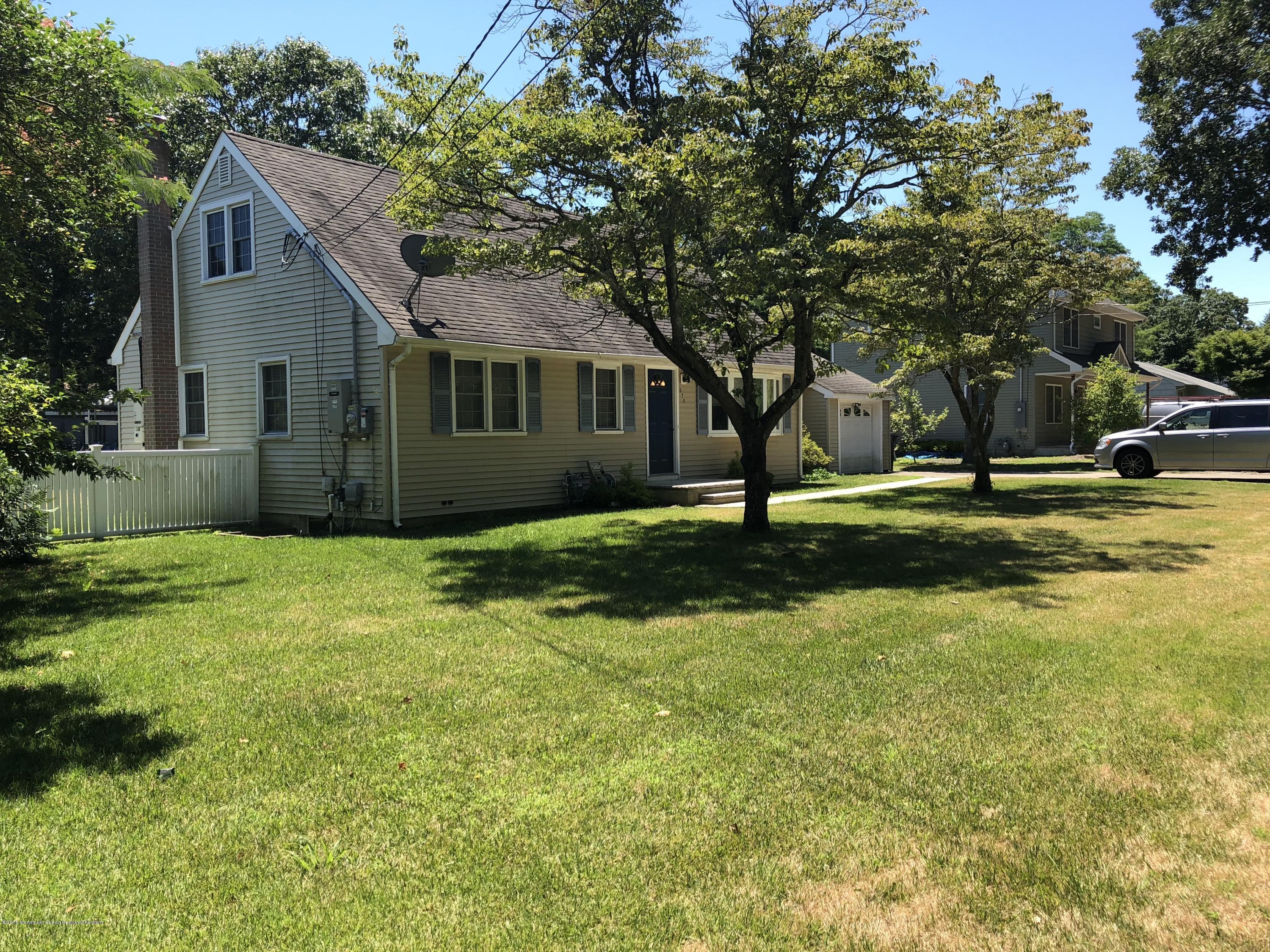 275 Sudbury Road Point Pleasant, NJ 08742 - Photo 6 of 33 3854A841-0A37-4C33-9696-CA07ADD31EFF