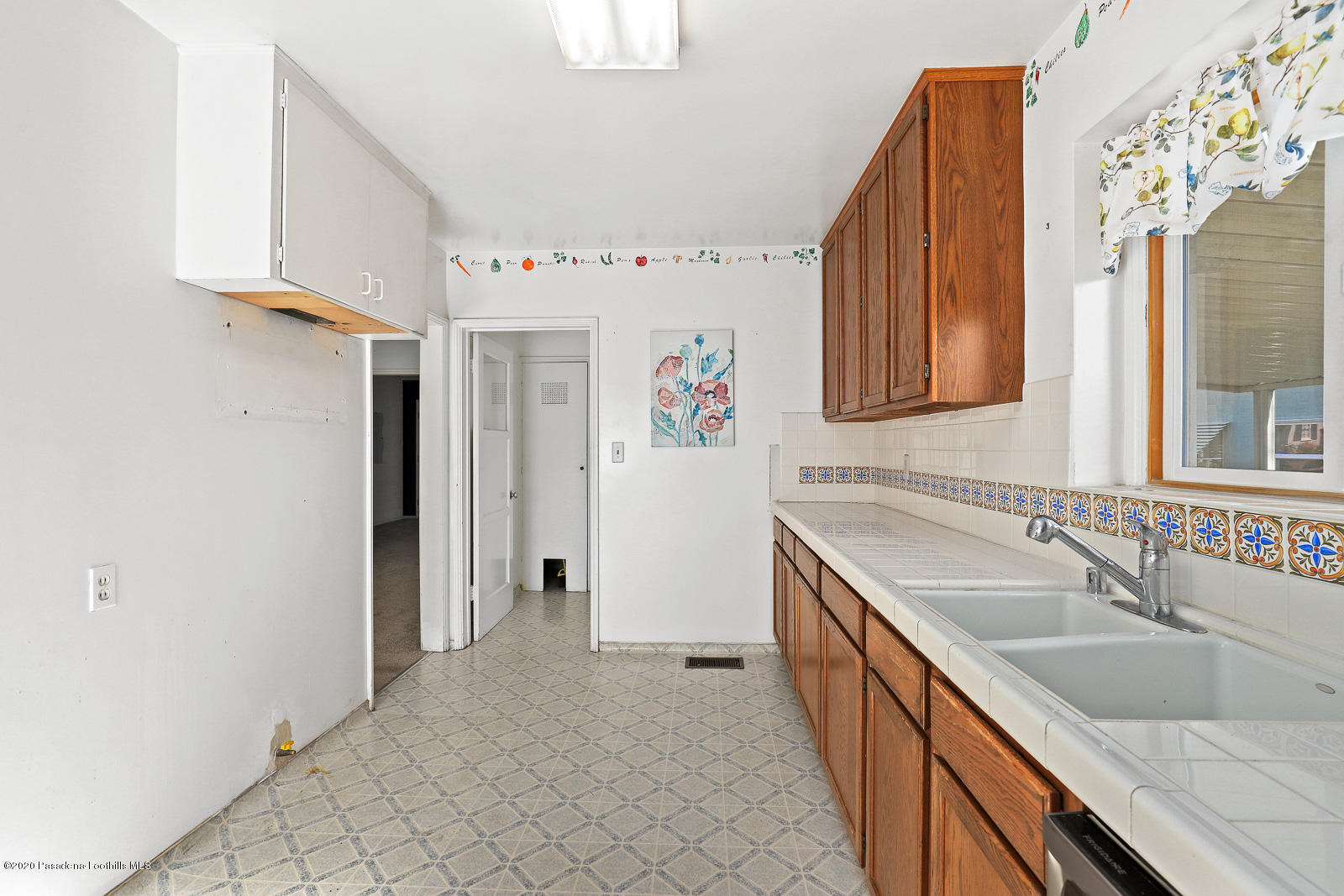 2254 Queensberry Road Pasadena, CA 91104 - Photo 9 of 20 MLS_11
