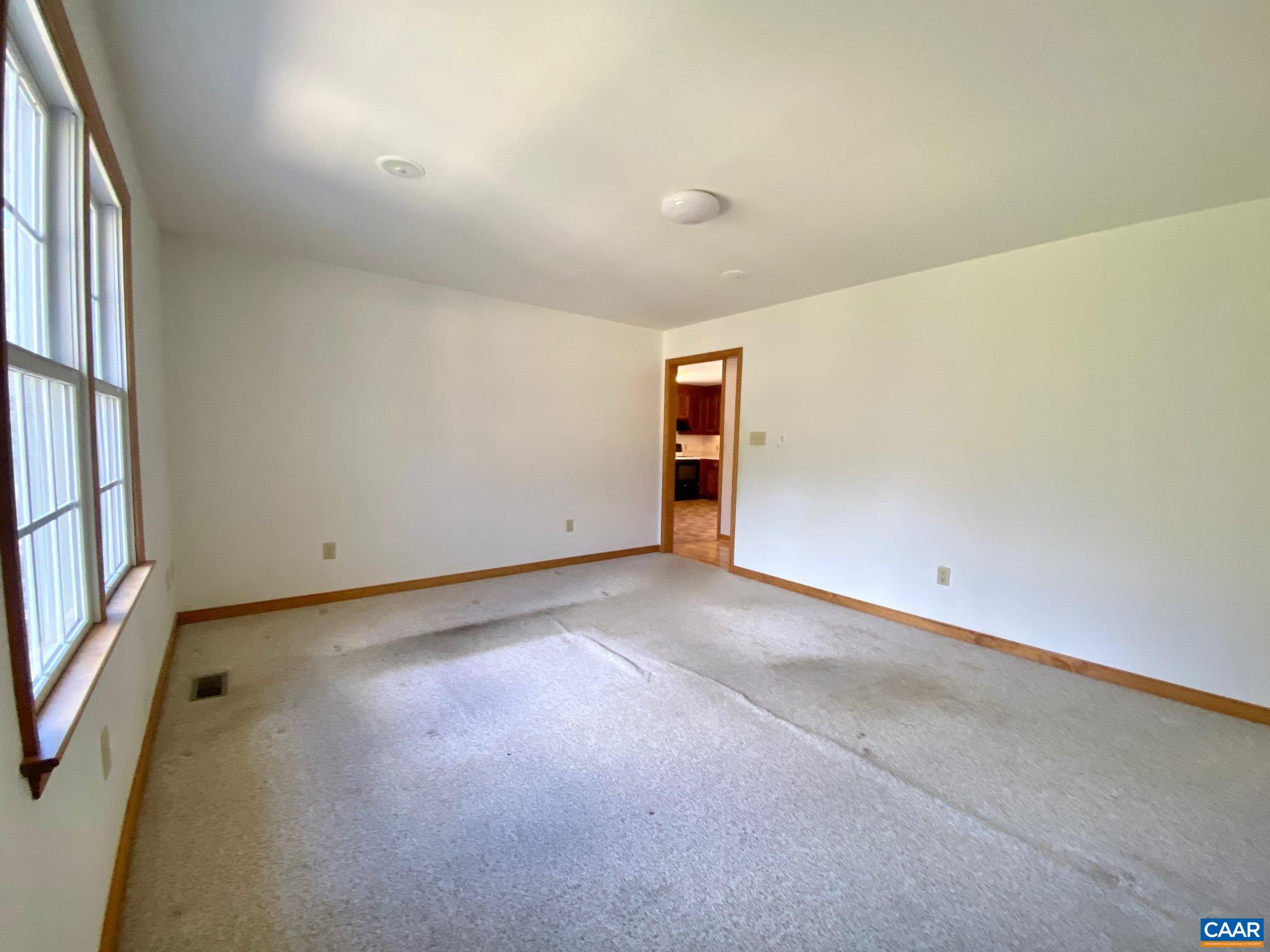 3545 Rock Island Road Scottsville, VA 24590 - Photo 8 of 35