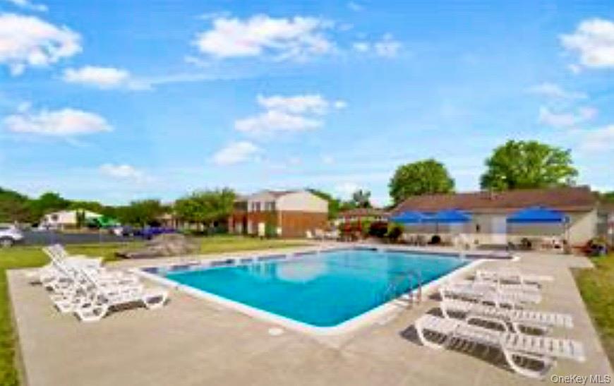 276 Temple Hill Road, Unit 906 New Windsor, NY 12553 - Photo 25 of 28 Community Pool