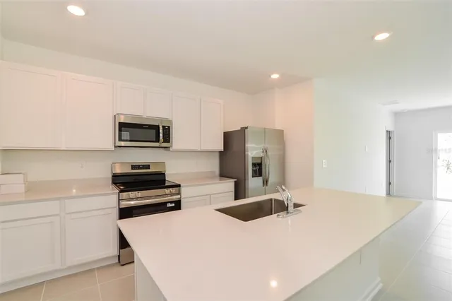 $2,130 | 1538 Jessica Boulevard, Lake Wales, FL 33859