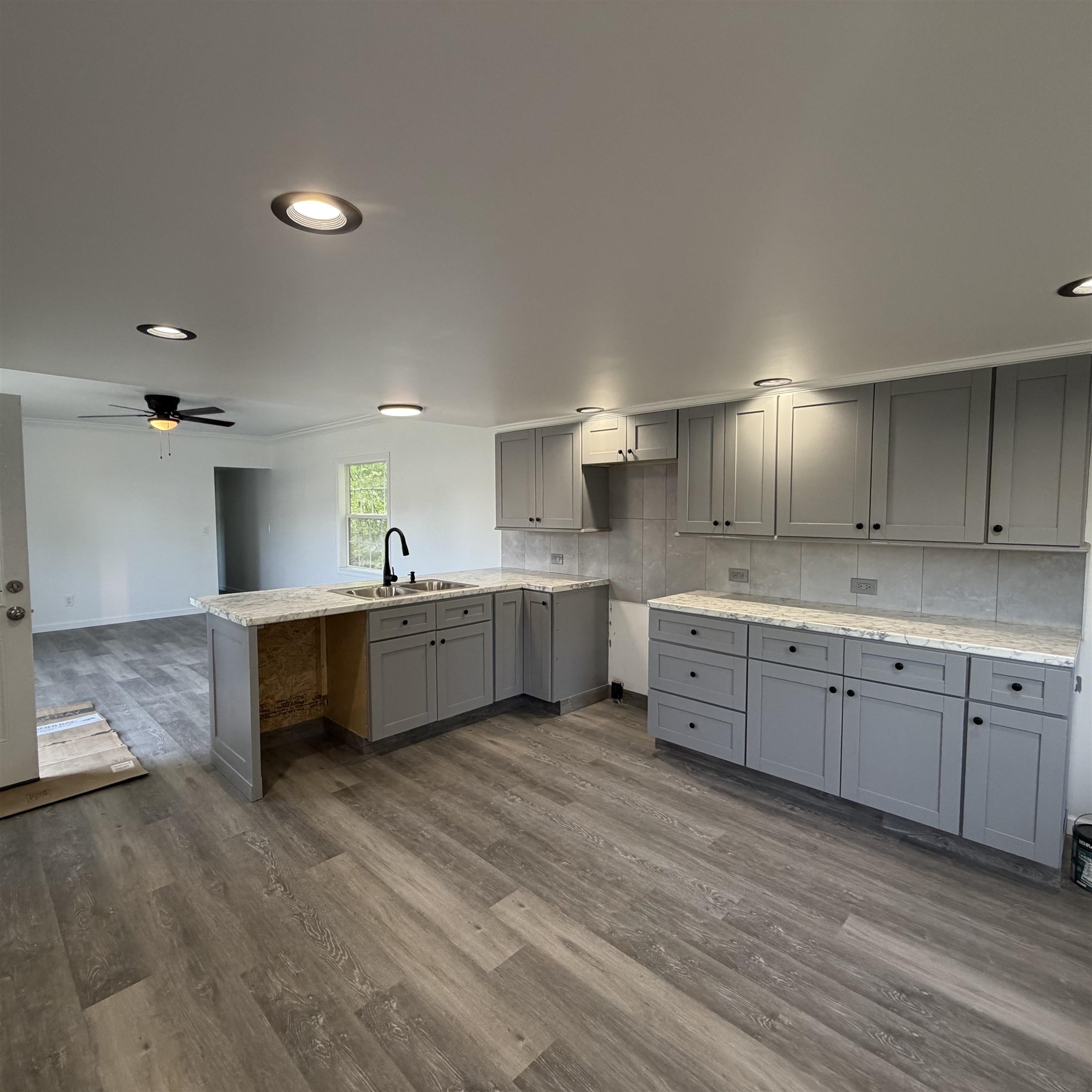 25 Riverview Drive Rochester, NH 03867 - Photo 2 of 11