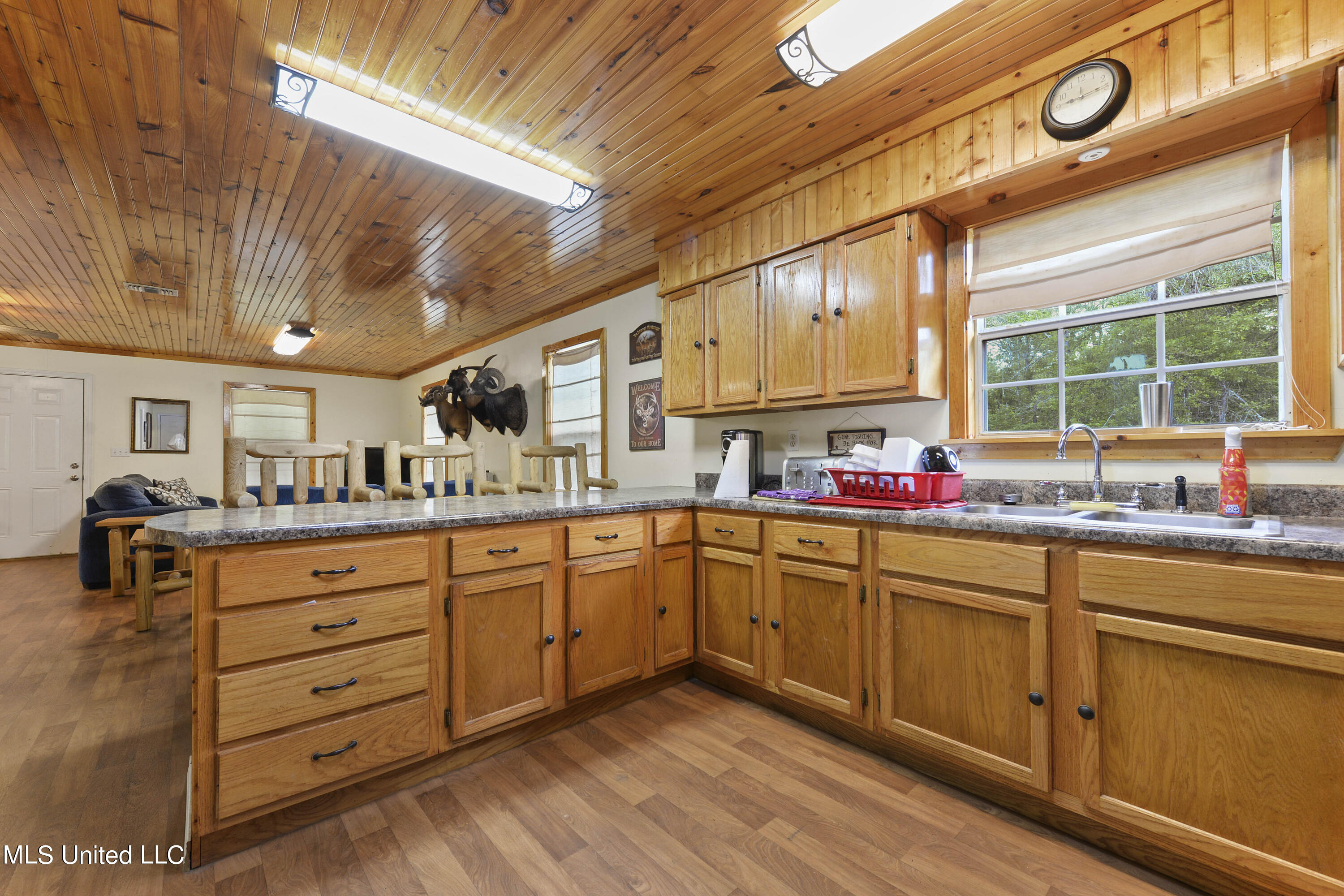 377 A Deep Creek Road Wiggins, MS 39577 - Photo 7 of 37 011