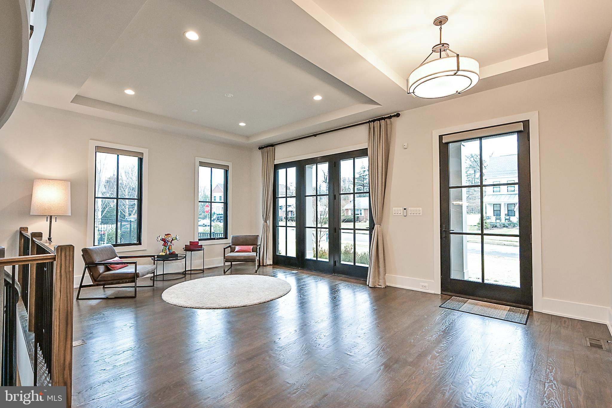 7126 Merrimac Drive McLean, VA 22101 - Photo 14 of 98