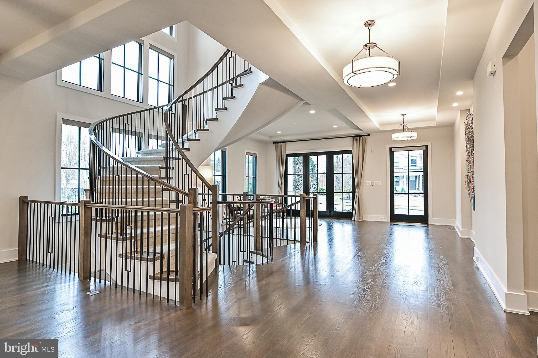 7126 Merrimac Drive McLean, VA 22101 - Photo 21 of 98