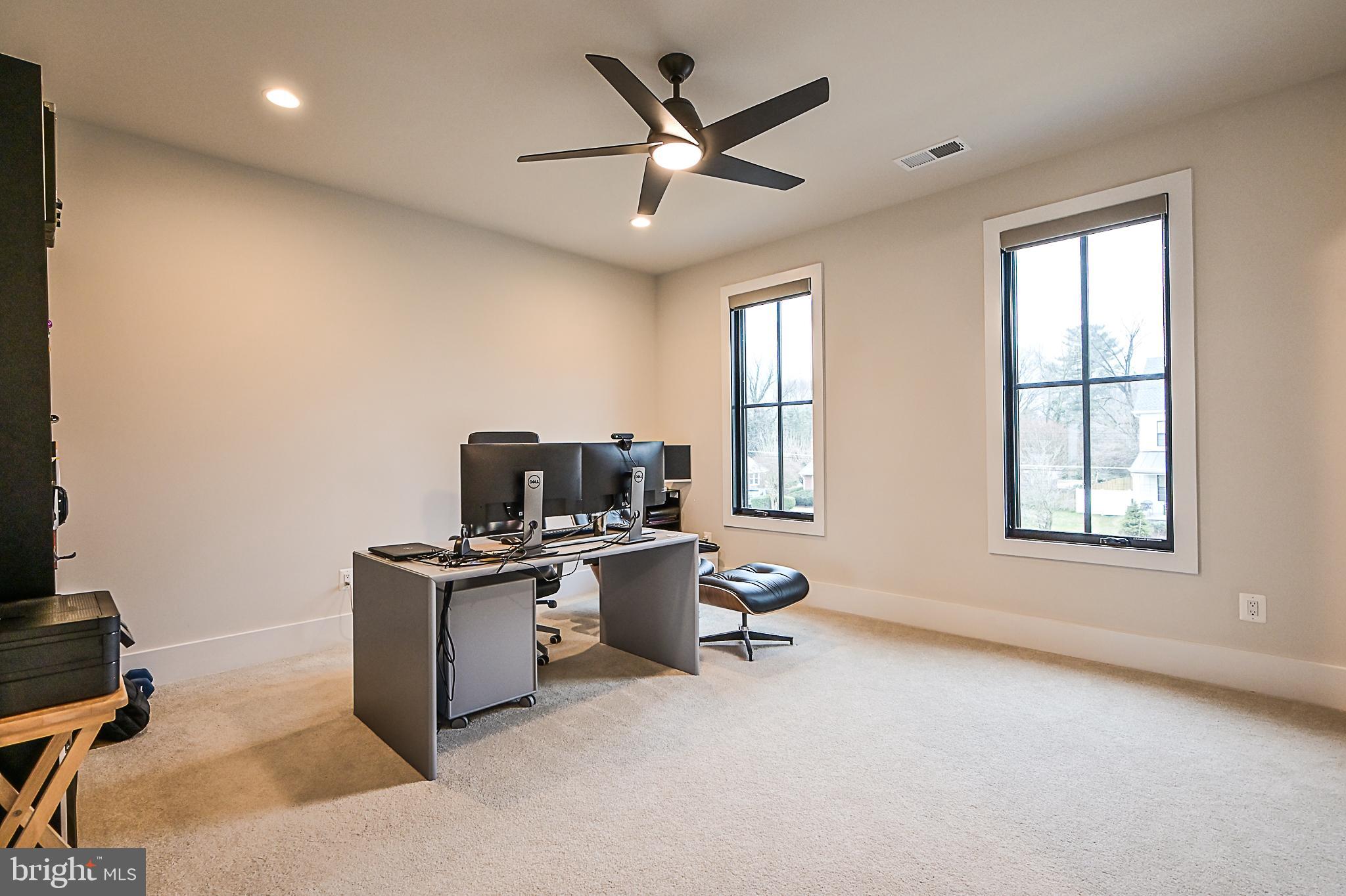 7126 Merrimac Drive McLean, VA 22101 - Photo 54 of 98 a workspace with furniture and window