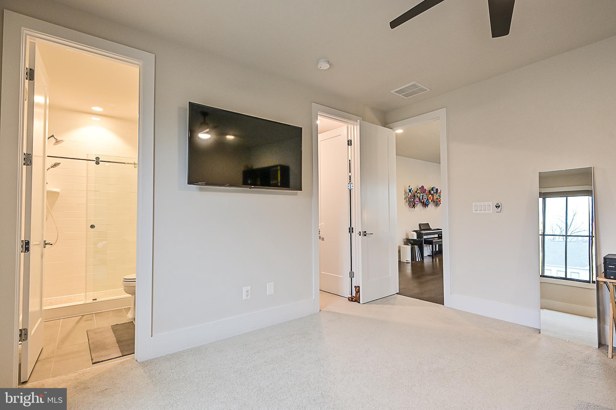 7126 Merrimac Drive McLean, VA 22101 - Photo 55 of 98