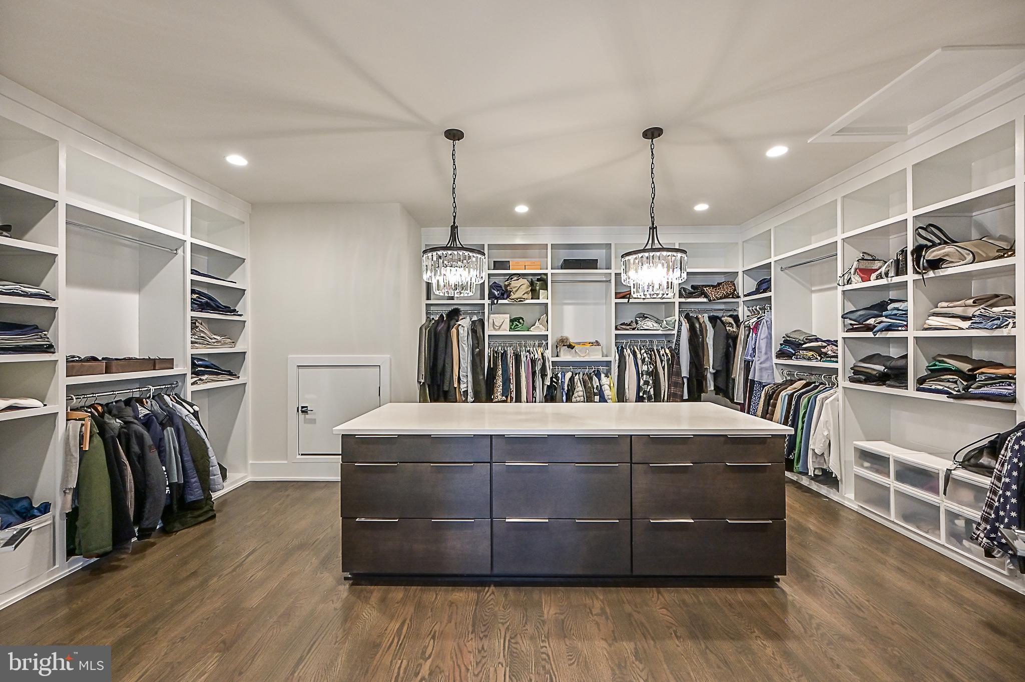 7126 Merrimac Drive McLean, VA 22101 - Photo 70 of 98