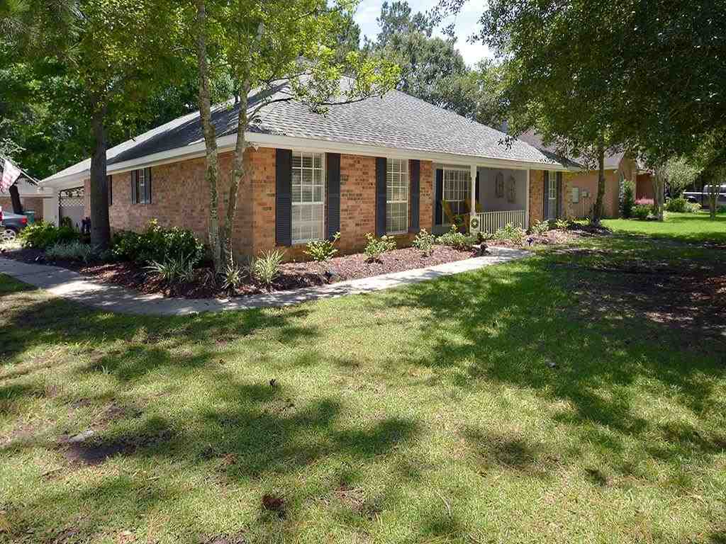 658 Pierce Drive Mandeville, LA 70448 - Photo 2 of 21
