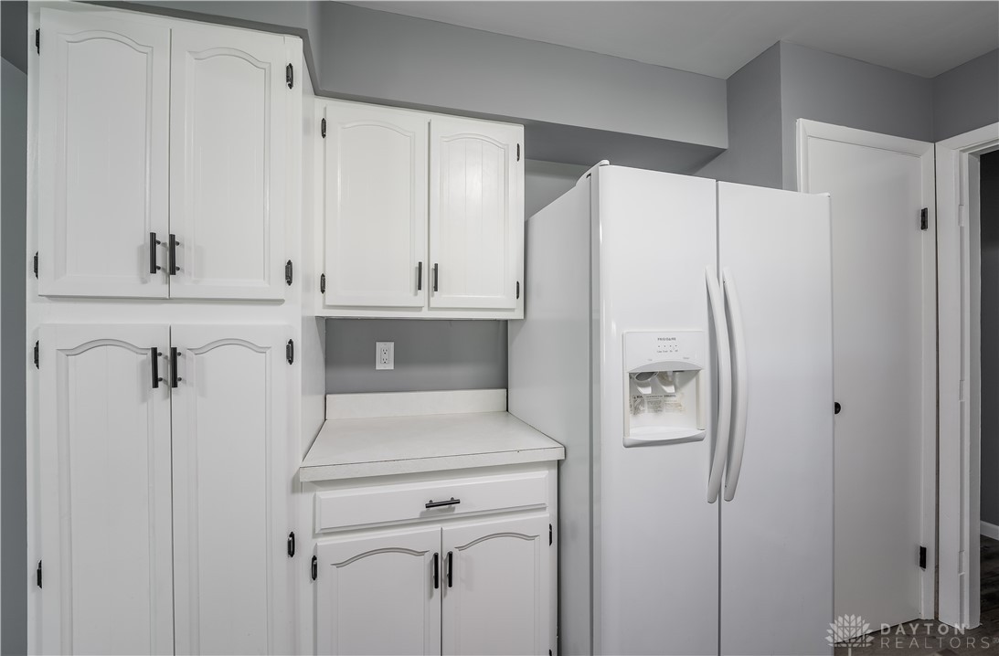 9852 Markley Road Laura, OH 45337 - Photo 6 of 25 Gallery Image 6