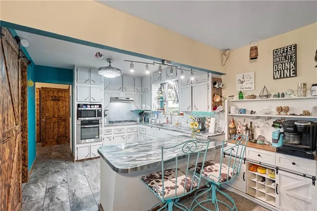 $350,000 | 1698 9000 Road, Oswego, KS 67356