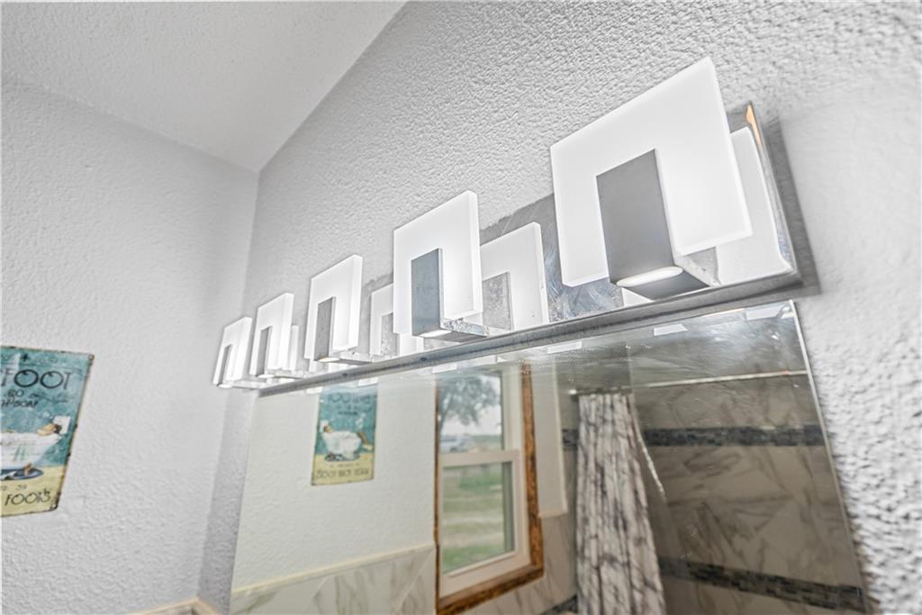 1698 9000 Road Oswego, KS 67356 - Photo 19 of 60