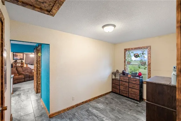 $295,000 | 1698 9000 Road, Oswego, KS 67356