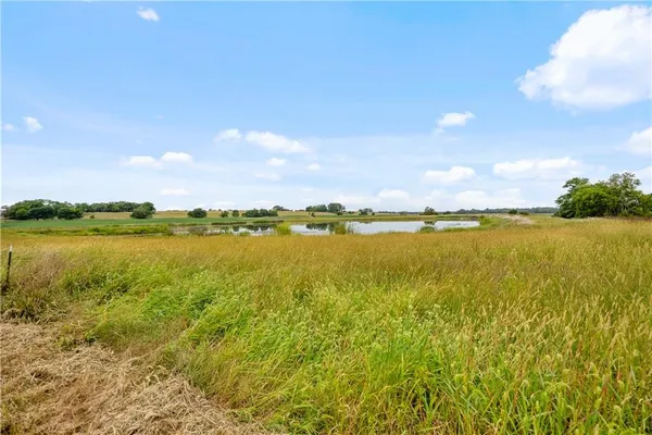 $295,000 | 1698 9000 Road, Oswego, KS 67356