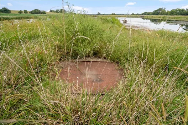 $295,000 | 1698 9000 Road, Oswego, KS 67356